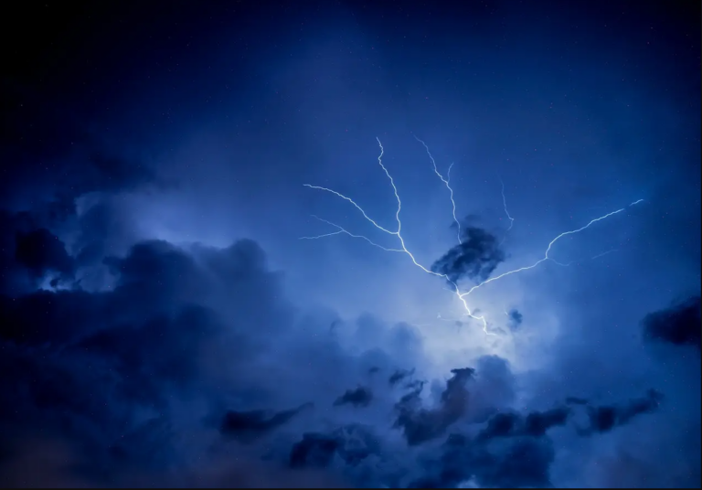 Storm Damage Prevention: Keys to Protect Your Home in 2025